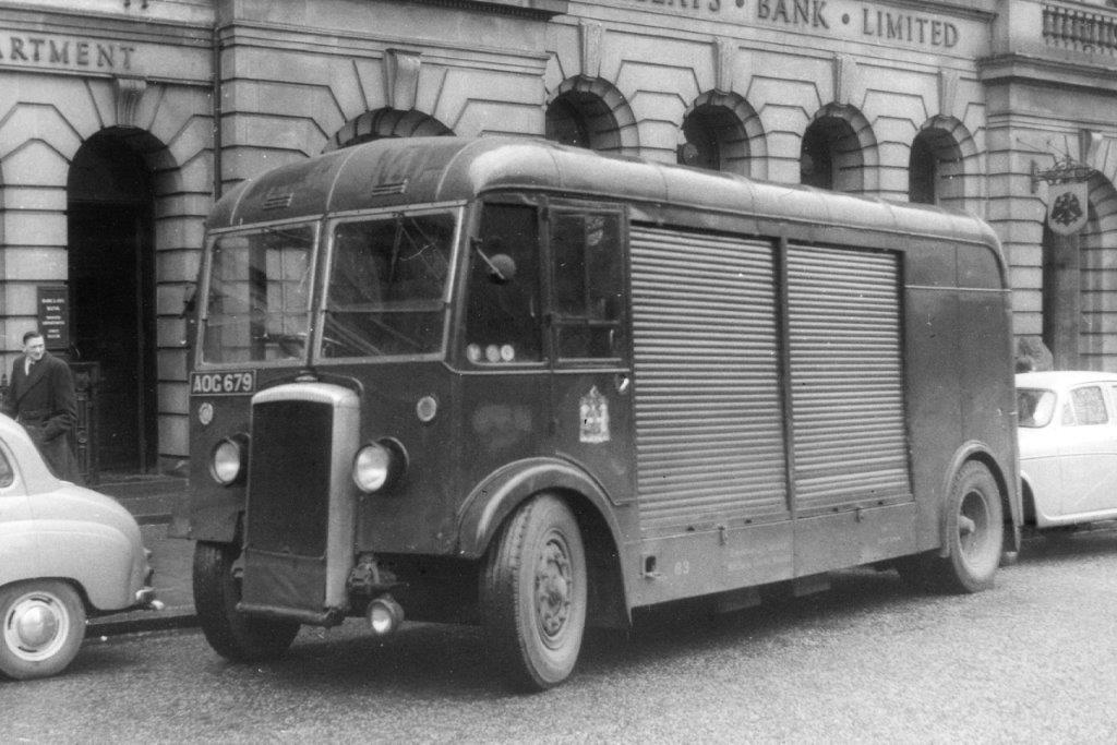 Daimler COG5 Bank Van - Image 7